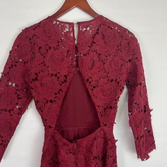 Lovers + Friends Revolve Peony Floral Lace Open Cut Out Back Romper Wine Red XS - Picture 6 of 12